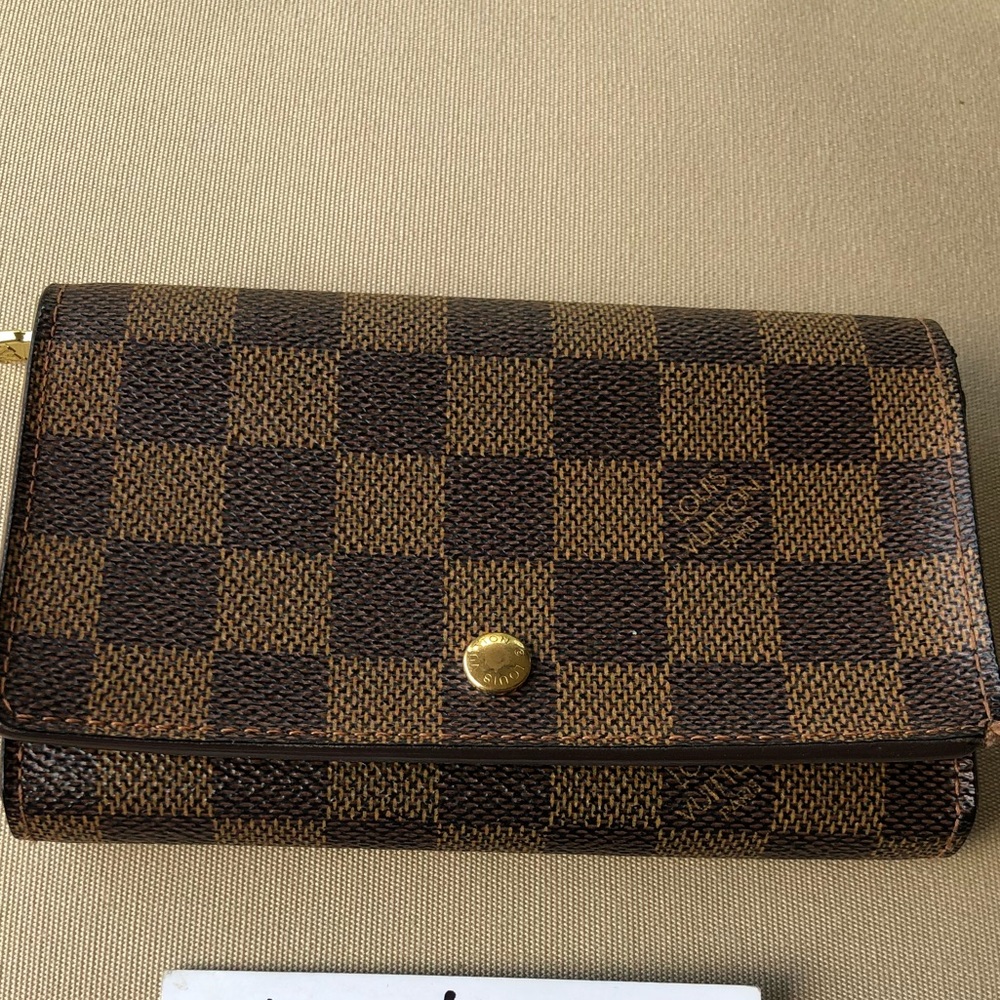 louis vuitton damier ebene wallet